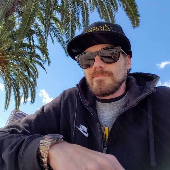 Meet your Posher, Sean - Picture 1 of 1